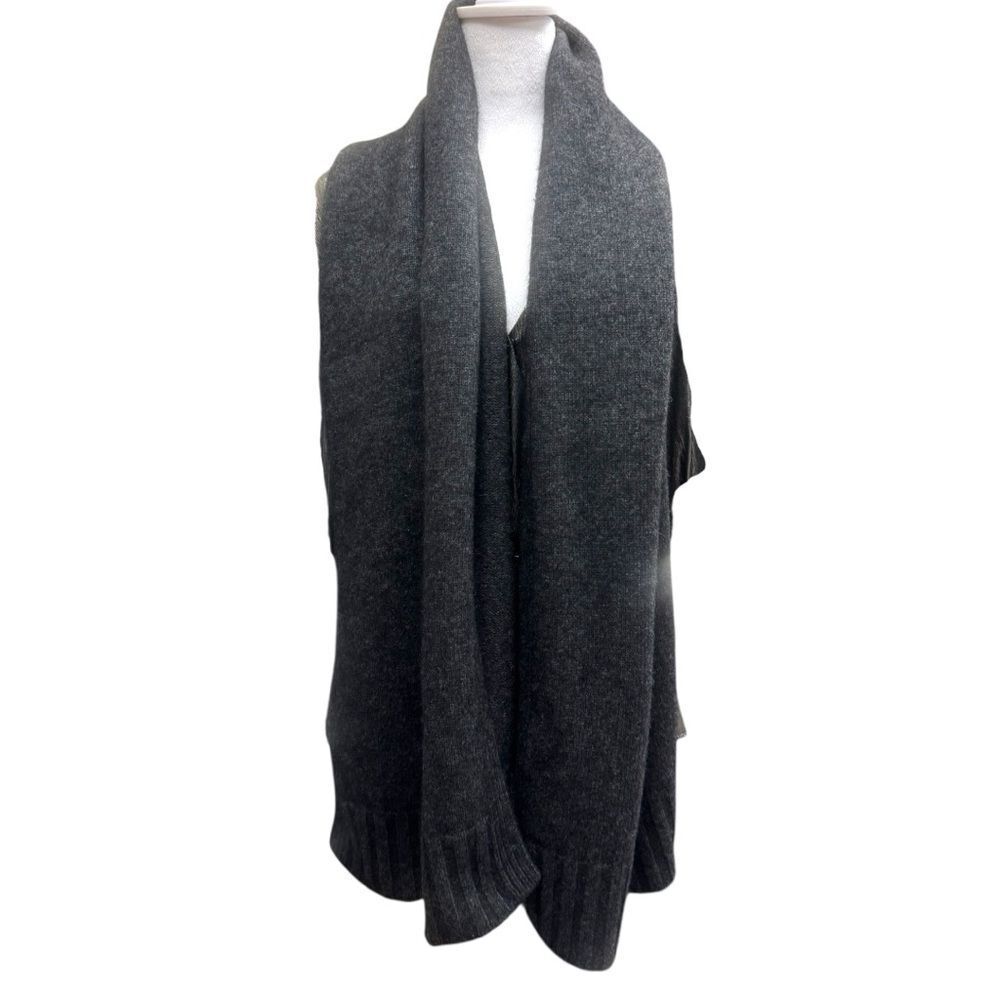 Céline Charcoal Gray Wool & Yak Blend Wrap Shawl Scarf with Ribbed Edges Auth - Picture 1 of 11